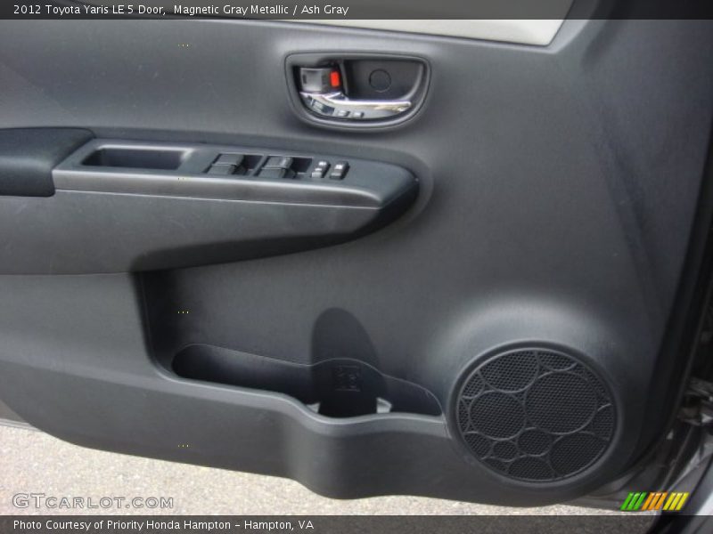 Magnetic Gray Metallic / Ash Gray 2012 Toyota Yaris LE 5 Door
