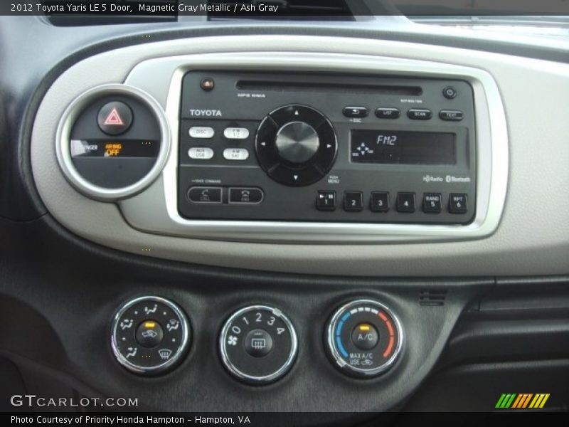 Magnetic Gray Metallic / Ash Gray 2012 Toyota Yaris LE 5 Door