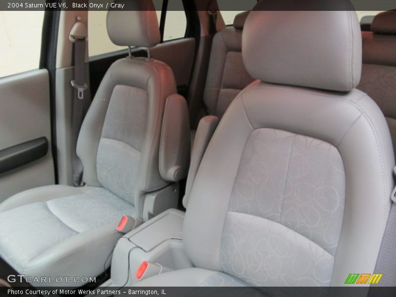 Black Onyx / Gray 2004 Saturn VUE V6