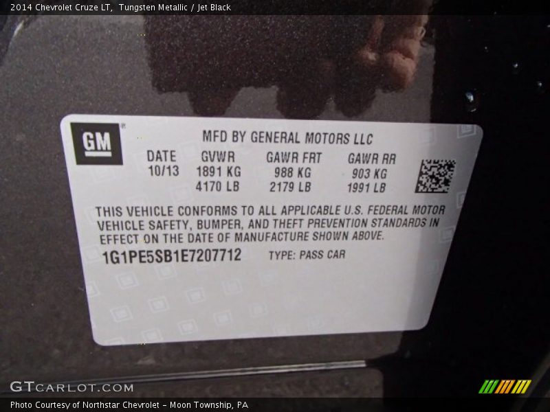 Tungsten Metallic / Jet Black 2014 Chevrolet Cruze LT