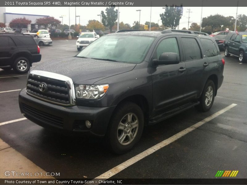 Magnetic Gray Metallic / Graphite Gray 2011 Toyota Sequoia SR5 4WD