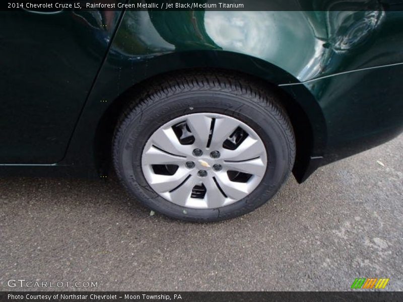 Rainforest Green Metallic / Jet Black/Medium Titanium 2014 Chevrolet Cruze LS