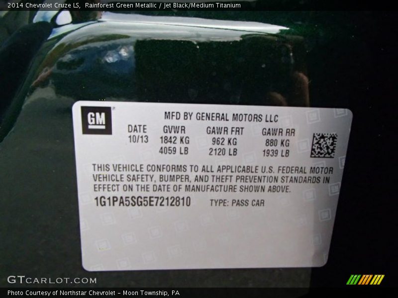 Rainforest Green Metallic / Jet Black/Medium Titanium 2014 Chevrolet Cruze LS