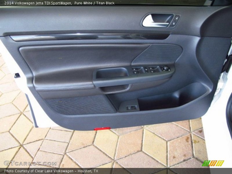 Pure White / Titan Black 2014 Volkswagen Jetta TDI SportWagen