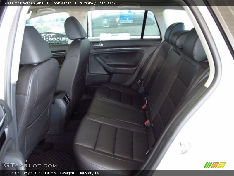 Pure White / Titan Black 2014 Volkswagen Jetta TDI SportWagen