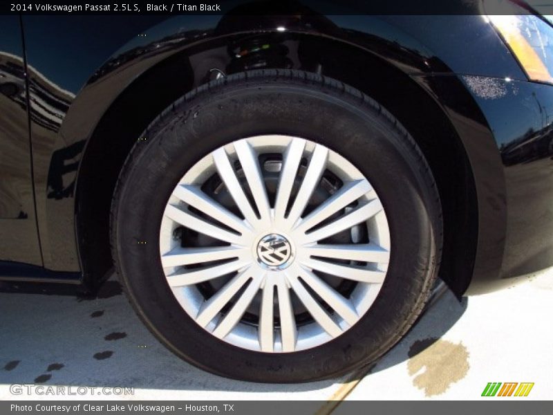 Black / Titan Black 2014 Volkswagen Passat 2.5L S
