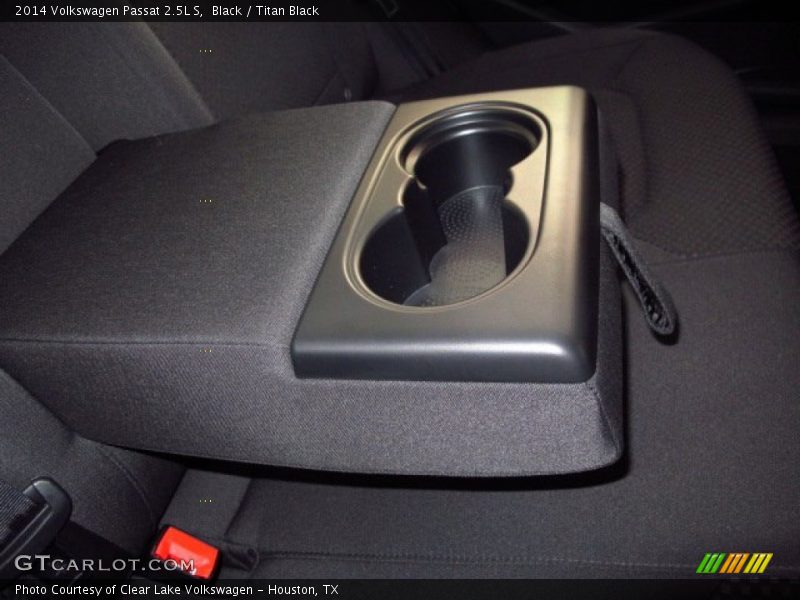 Black / Titan Black 2014 Volkswagen Passat 2.5L S