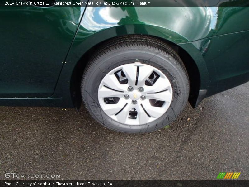 Rainforest Green Metallic / Jet Black/Medium Titanium 2014 Chevrolet Cruze LS