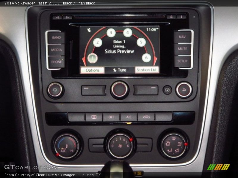 Black / Titan Black 2014 Volkswagen Passat 2.5L S
