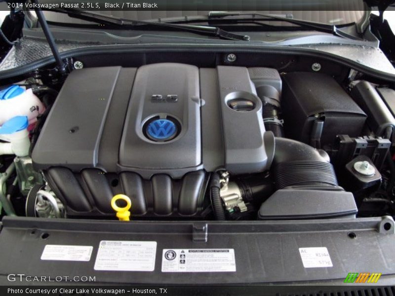Black / Titan Black 2014 Volkswagen Passat 2.5L S