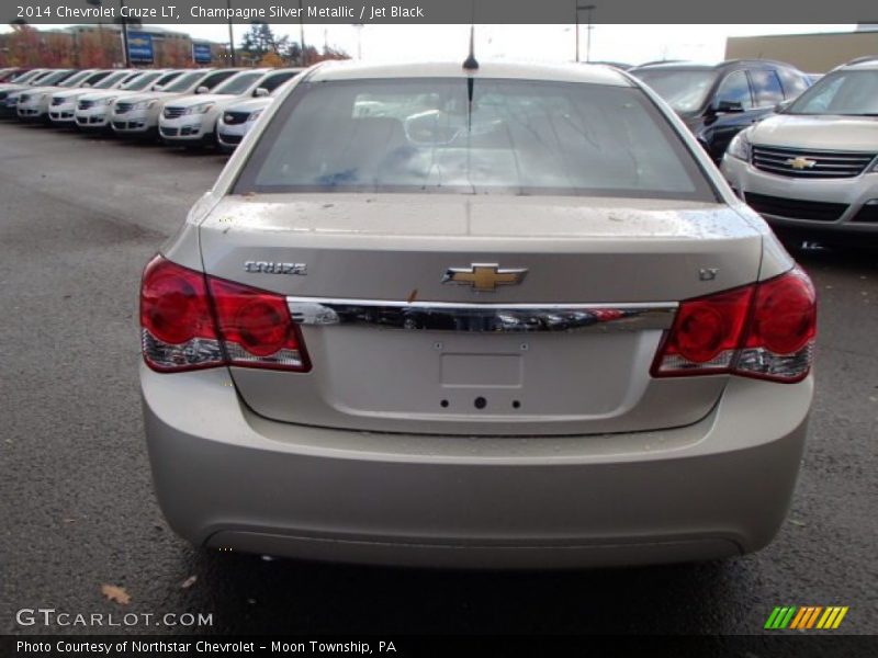 Champagne Silver Metallic / Jet Black 2014 Chevrolet Cruze LT