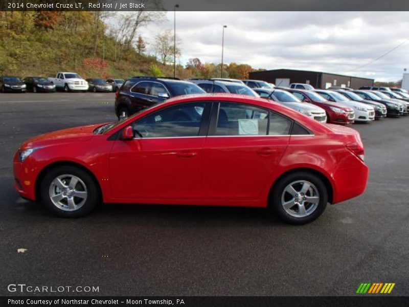 Red Hot / Jet Black 2014 Chevrolet Cruze LT