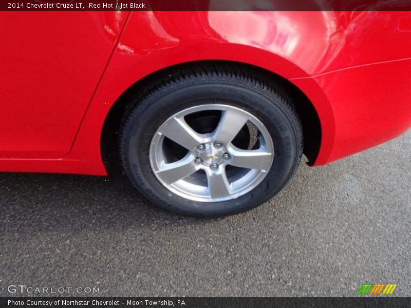Red Hot / Jet Black 2014 Chevrolet Cruze LT