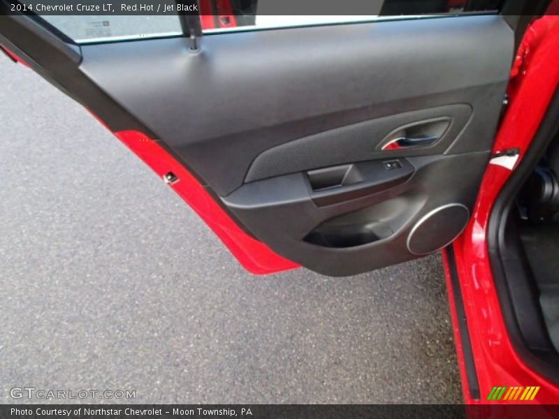 Red Hot / Jet Black 2014 Chevrolet Cruze LT