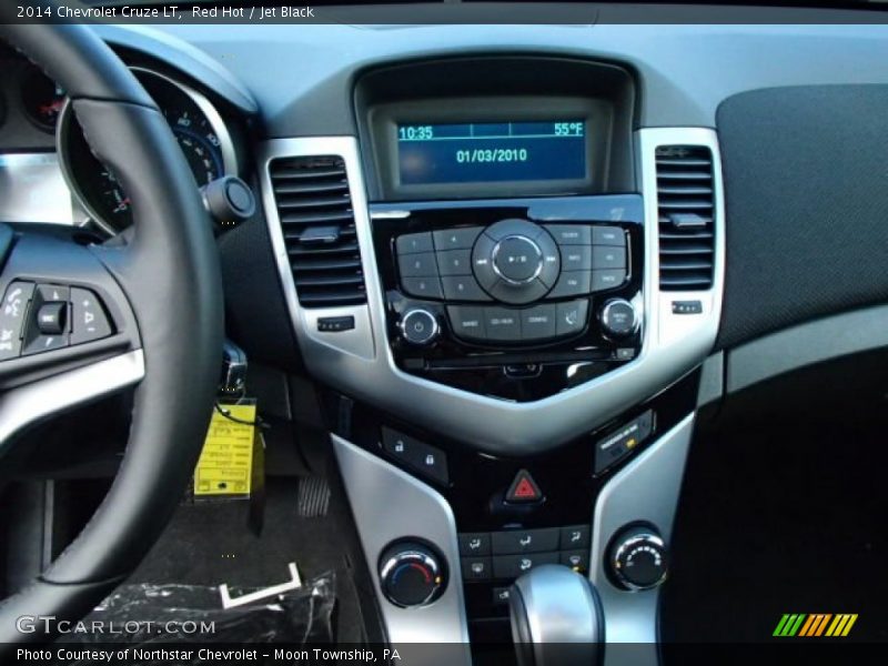 Red Hot / Jet Black 2014 Chevrolet Cruze LT