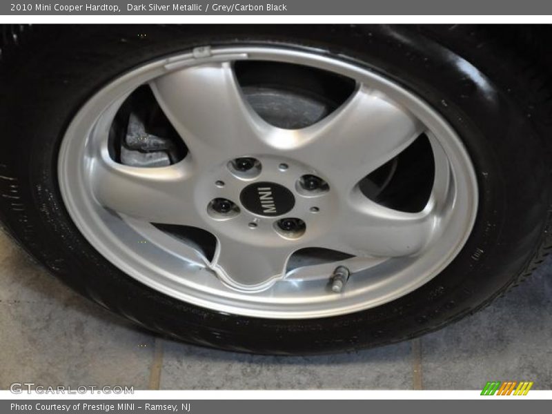 Dark Silver Metallic / Grey/Carbon Black 2010 Mini Cooper Hardtop
