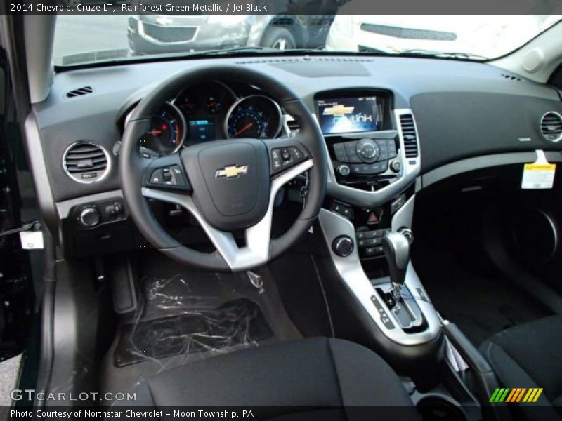 Rainforest Green Metallic / Jet Black 2014 Chevrolet Cruze LT