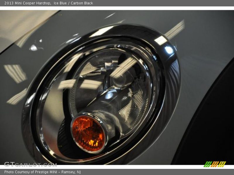 Ice Blue / Carbon Black 2013 Mini Cooper Hardtop