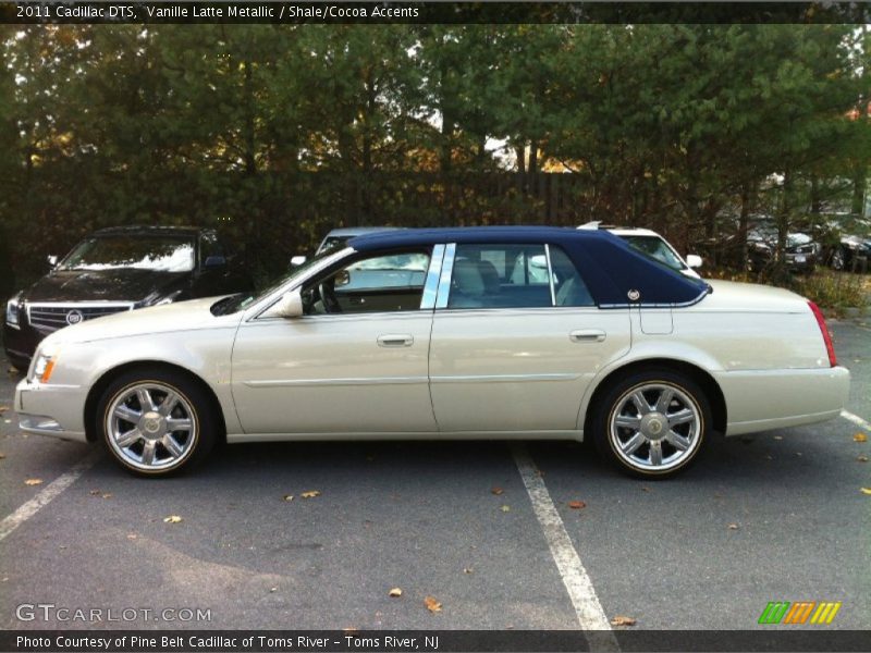 Vanille Latte Metallic / Shale/Cocoa Accents 2011 Cadillac DTS