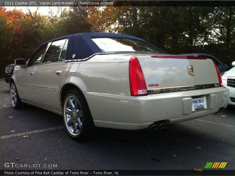 Vanille Latte Metallic / Shale/Cocoa Accents 2011 Cadillac DTS