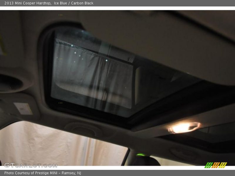 Ice Blue / Carbon Black 2013 Mini Cooper Hardtop