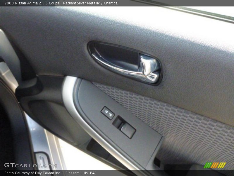 Radiant Silver Metallic / Charcoal 2008 Nissan Altima 2.5 S Coupe