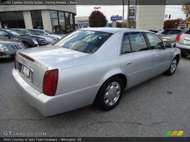 Sterling Metallic / Black 2002 Cadillac DeVille Sedan