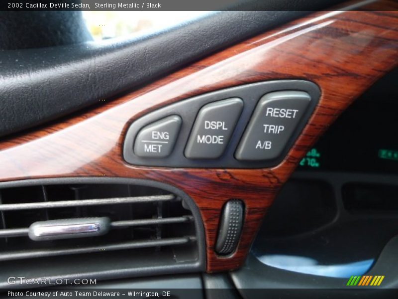 Controls of 2002 DeVille Sedan