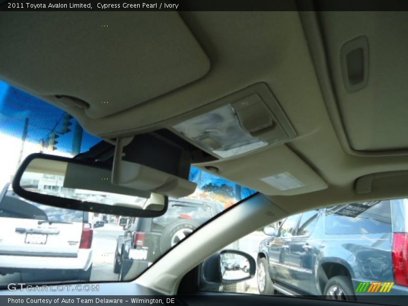 Cypress Green Pearl / Ivory 2011 Toyota Avalon Limited