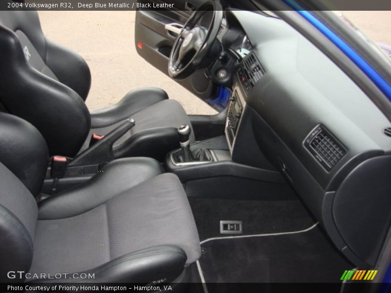 Deep Blue Metallic / Black Leather 2004 Volkswagen R32