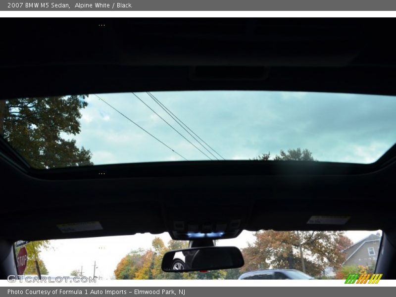Alpine White / Black 2007 BMW M5 Sedan