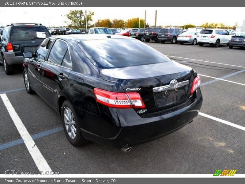 Black / Bisque 2011 Toyota Camry XLE V6