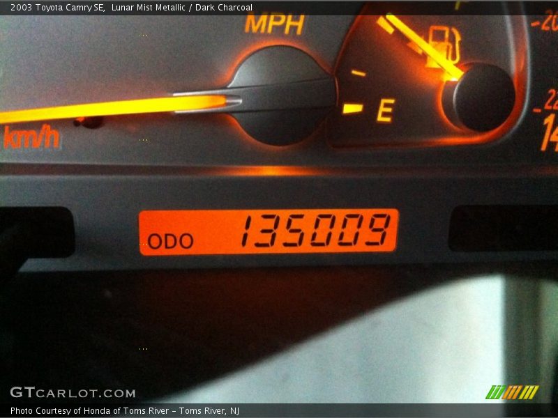 Lunar Mist Metallic / Dark Charcoal 2003 Toyota Camry SE