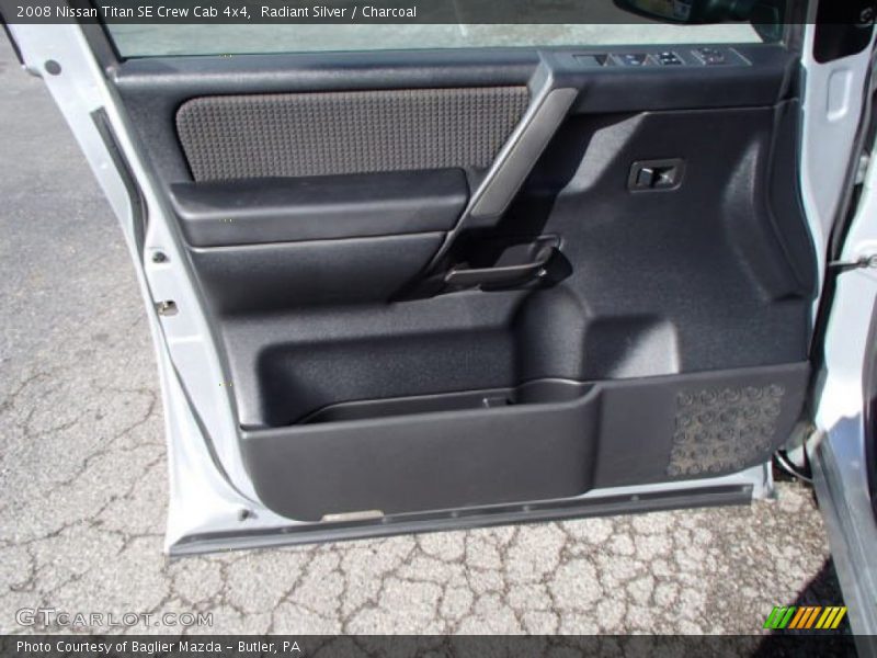 Radiant Silver / Charcoal 2008 Nissan Titan SE Crew Cab 4x4