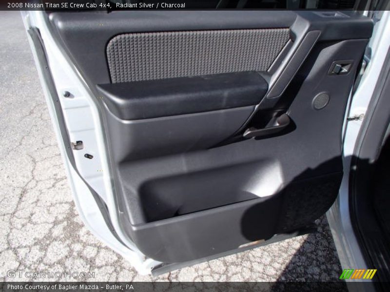 Radiant Silver / Charcoal 2008 Nissan Titan SE Crew Cab 4x4
