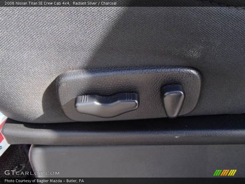 Radiant Silver / Charcoal 2008 Nissan Titan SE Crew Cab 4x4