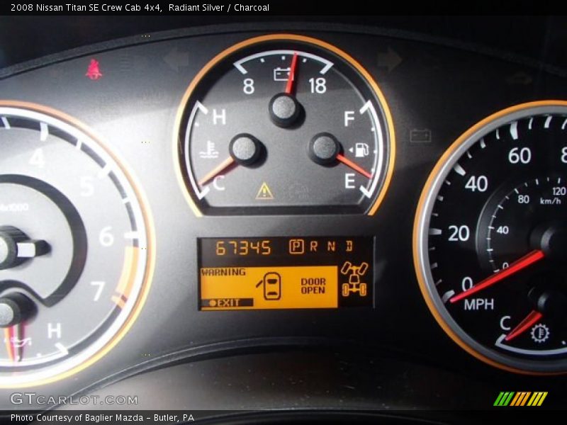 Radiant Silver / Charcoal 2008 Nissan Titan SE Crew Cab 4x4