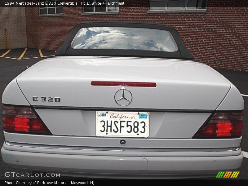 Polar White / Parchment 1994 Mercedes-Benz E 320 Convertible