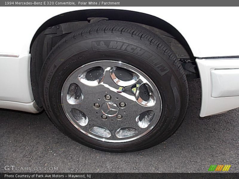  1994 E 320 Convertible Wheel