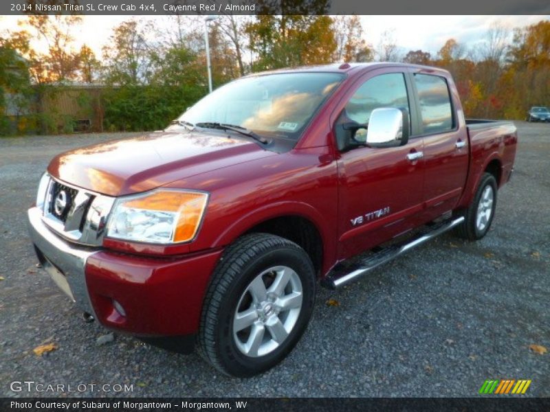 Front 3/4 View of 2014 Titan SL Crew Cab 4x4