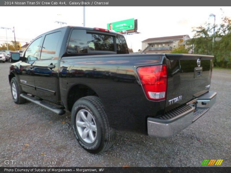 Galaxy Black / Charcoal 2014 Nissan Titan SV Crew Cab 4x4