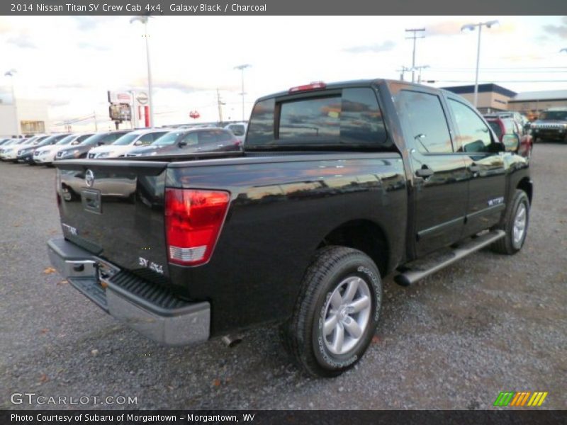 Galaxy Black / Charcoal 2014 Nissan Titan SV Crew Cab 4x4