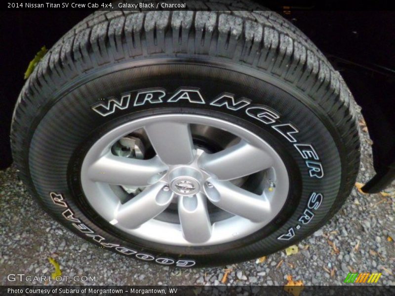 Galaxy Black / Charcoal 2014 Nissan Titan SV Crew Cab 4x4