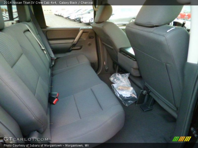 Galaxy Black / Charcoal 2014 Nissan Titan SV Crew Cab 4x4