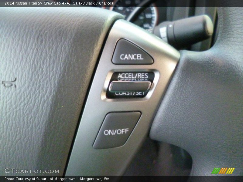 Galaxy Black / Charcoal 2014 Nissan Titan SV Crew Cab 4x4