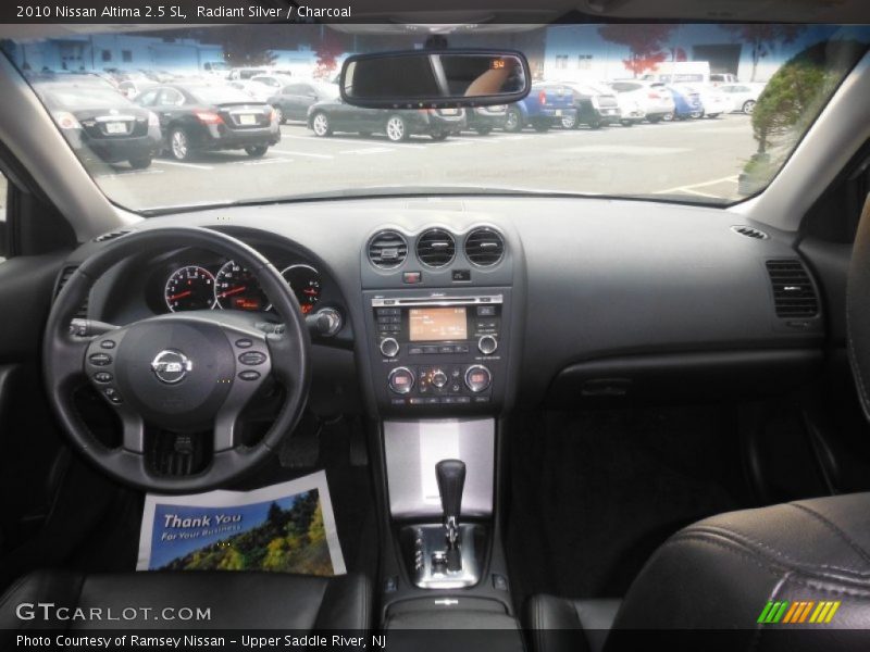 Radiant Silver / Charcoal 2010 Nissan Altima 2.5 SL