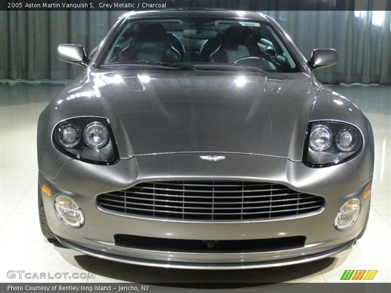 2006 Aston Martin Vanquish S, Grey/Black, Front - 2005 Aston Martin Vanquish S