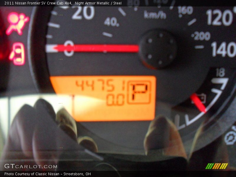 Night Armor Metallic / Steel 2011 Nissan Frontier SV Crew Cab 4x4