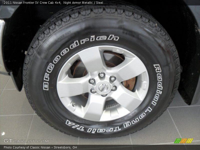 Night Armor Metallic / Steel 2011 Nissan Frontier SV Crew Cab 4x4