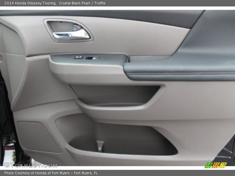 Crystal Black Pearl / Truffle 2014 Honda Odyssey Touring